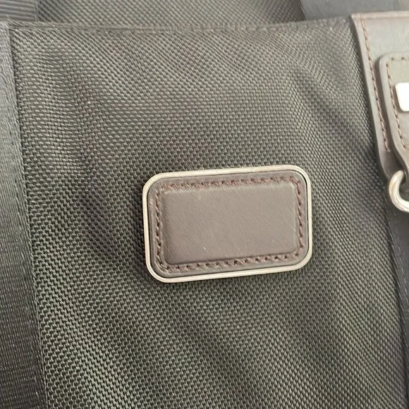 Tumi Black Laptop Bag - Picture 5 of 14
